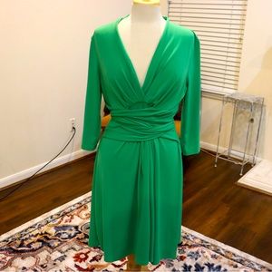 Green wrap dress size M